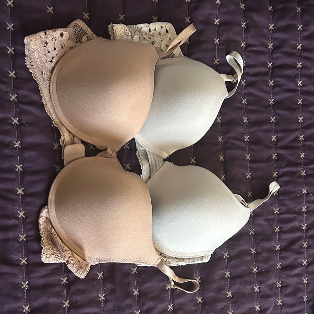 Jessica Simpson Lace Trim Bra Set - Beige and Gray